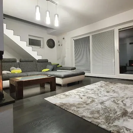 Klaudius 포프라트